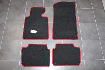 Fussmatten 4 tlg. schwarz/Kettlung rot passend für BMW 3er E46 nicht Cabrio