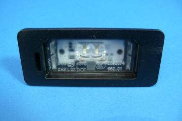 License Plate Lamp LED BMW 1er E82 E88 2er F22 F23 F45 M2 F87 3er E90 E91 E92 E93 F30 F31 F34 M3 F80 4er F32 F33 F36 M4 F83 5er F10 F11 X1 E84 F48 X3 F25 X4 F26 X5 E70 F15 X5M F85 X6 E71 E72 F16 X6M F86