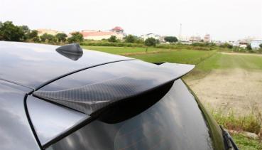 Roof spoiler genuine carbon fit for BMW 1er E81, E87, E87LCI