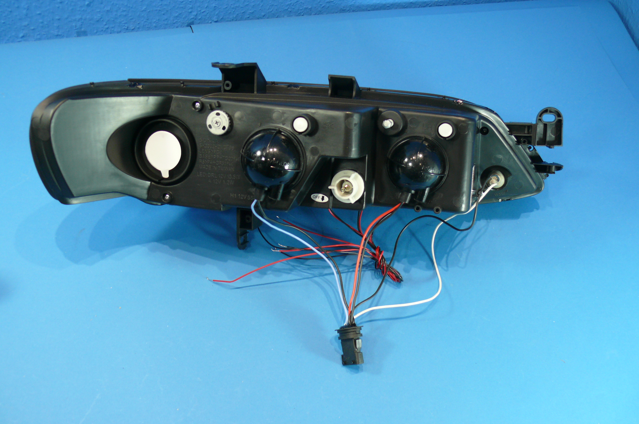G-Modell LED Scheinwerfer schwarz 12V 24V H4 LWR mit Tagfahrlicht