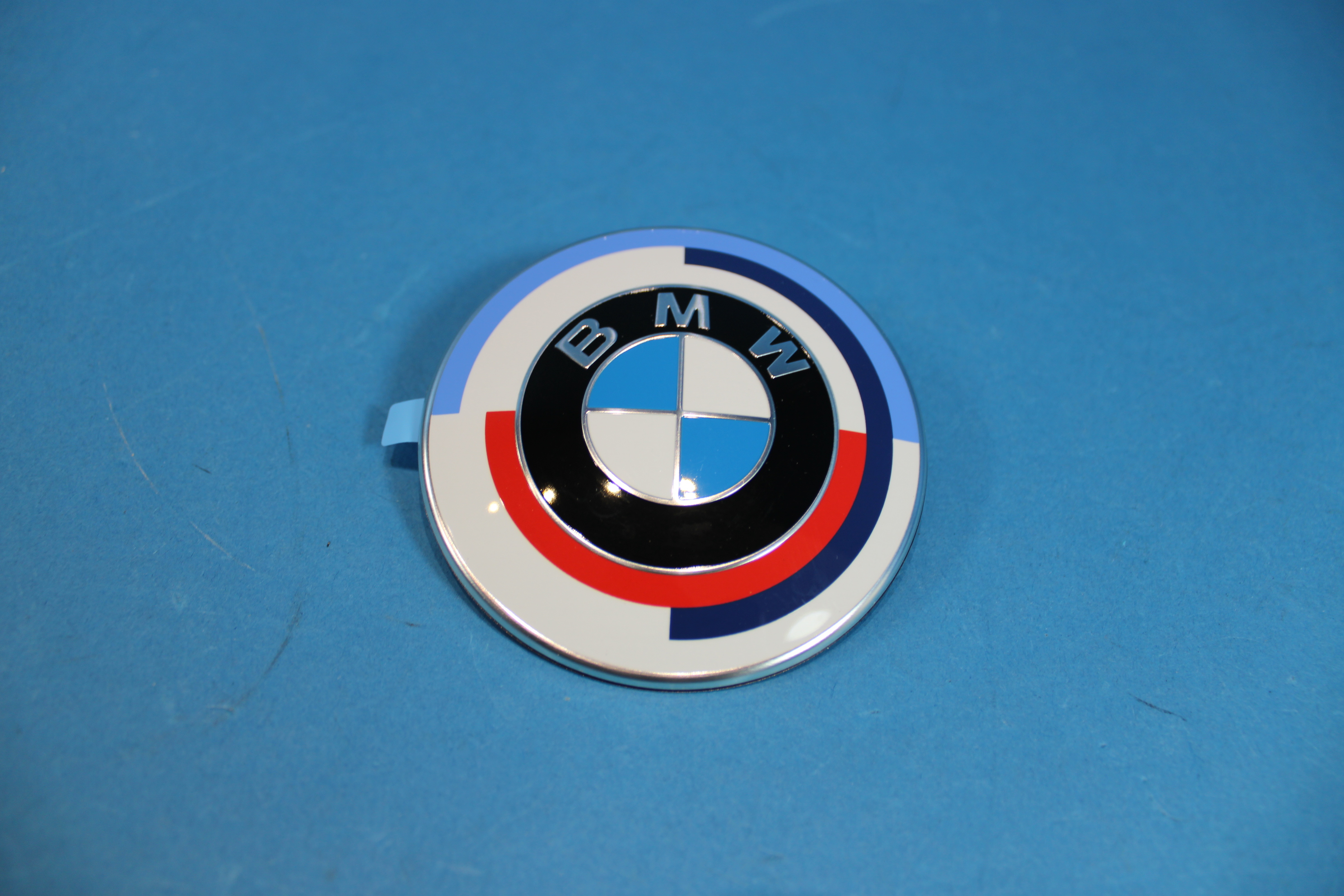 BMW 82mm Emblem 50th Anniversary M in Nordrhein-Westfalen - Paderborn, Ersatz- & Reparaturteile