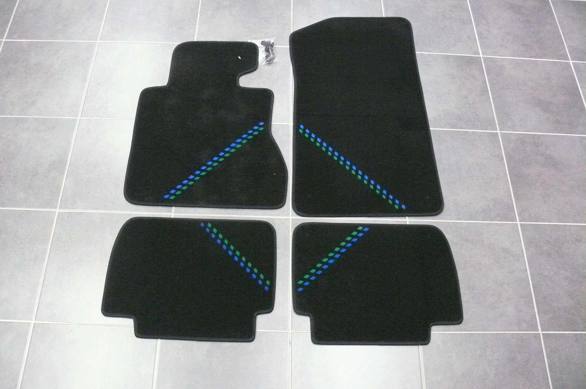 Fußmatten für BMW 3er (E46) Limousine/Touring - Auto Ausstattung Shop