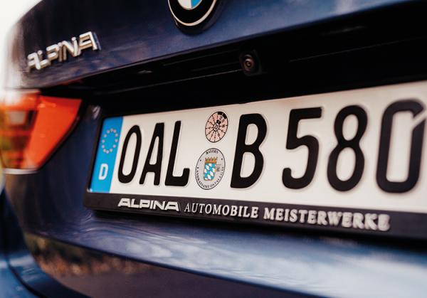 BMW M Performance Kennzeichenhalter Nummernschildhalter :: GOLDI MOTORSPORT