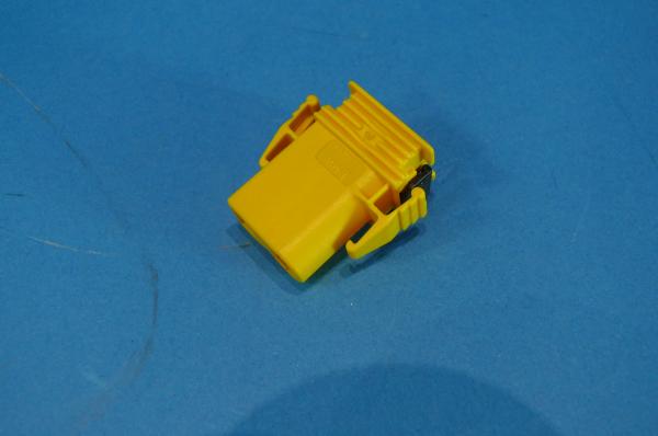 Plug YELLOW for Headlights BMW E30 E32 E34 (1pcs.)