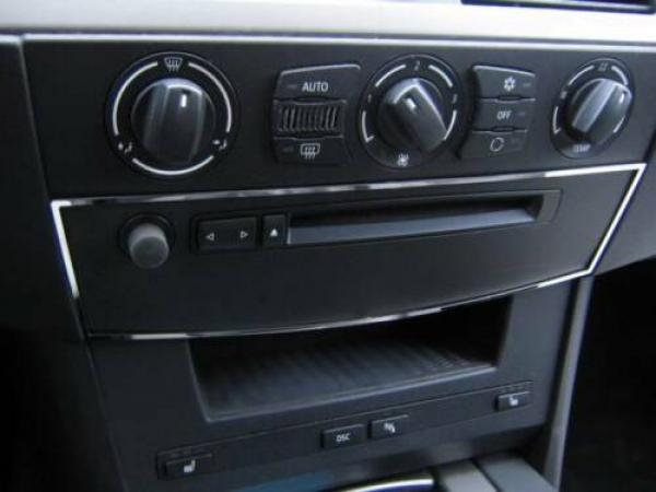 Rahmen CD Einschub poliert passend für BMW 5er E60 / E61 Limousine / Touring