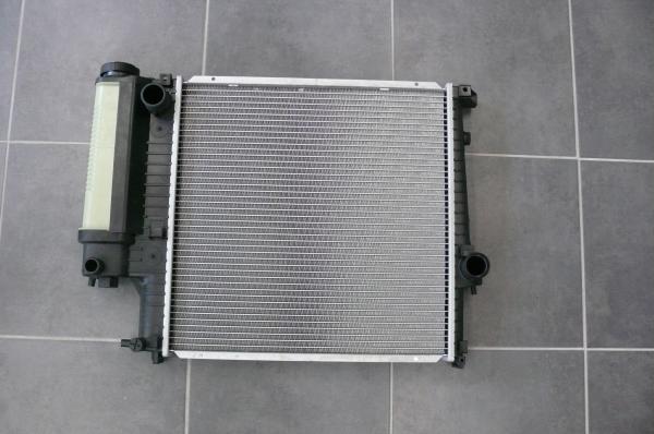 Wasserkühler für BMW E30 E36 Z3