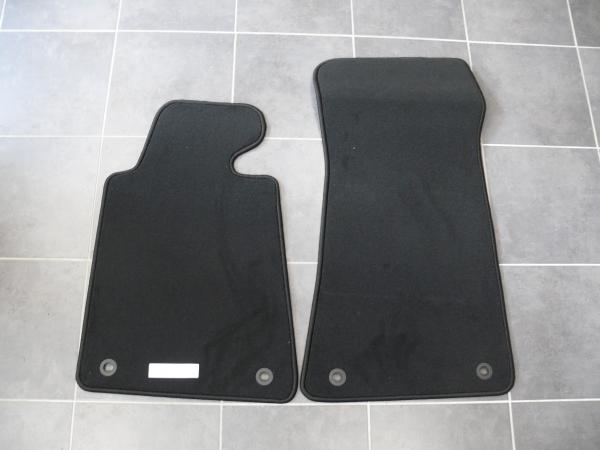 Floor mats 4 pcs. black/black outline fit for BMW 7er E32