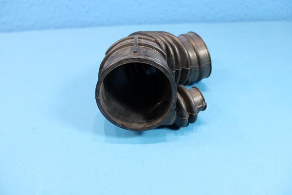 Rubberboot air intake BMW 3er E30 320i