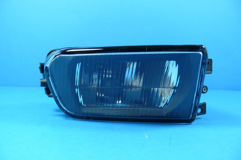 Nebelscheinwerfer -geriffelt- rechts passend für BMW 5er E39 9/97 - 08/00, Z3 ab 11/98