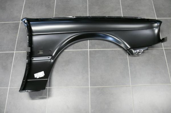 Fender -left side- (with hole for side indicators) fit for BMW 3er E30 not convertible