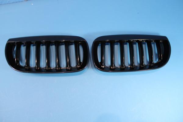 Shadowline glänzend schwarze Nieren passend für BMW X3 E83