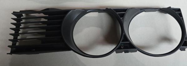 Grill links passend für BMW 7er E32